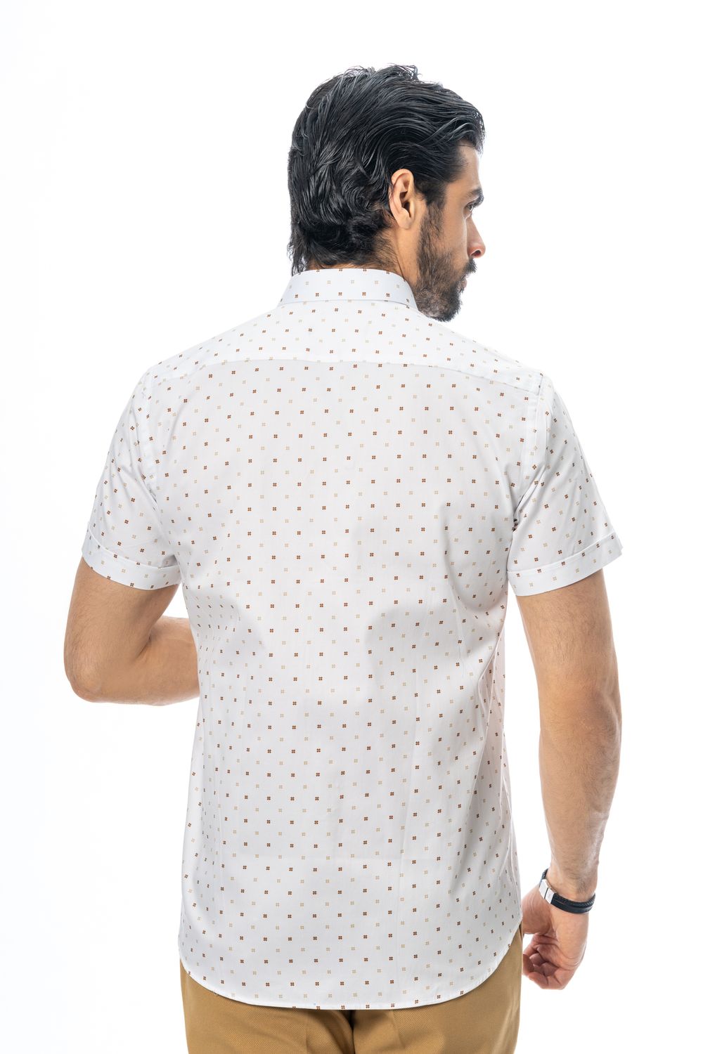 نمای پشت پیراهن آستین کوتاه دیجیتال پنبه طرح هندسی SH19